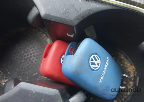 2016 Volkswagen Passat 1.8T Se из США, поврежденный, VIN 1VWBT7A34GC004401